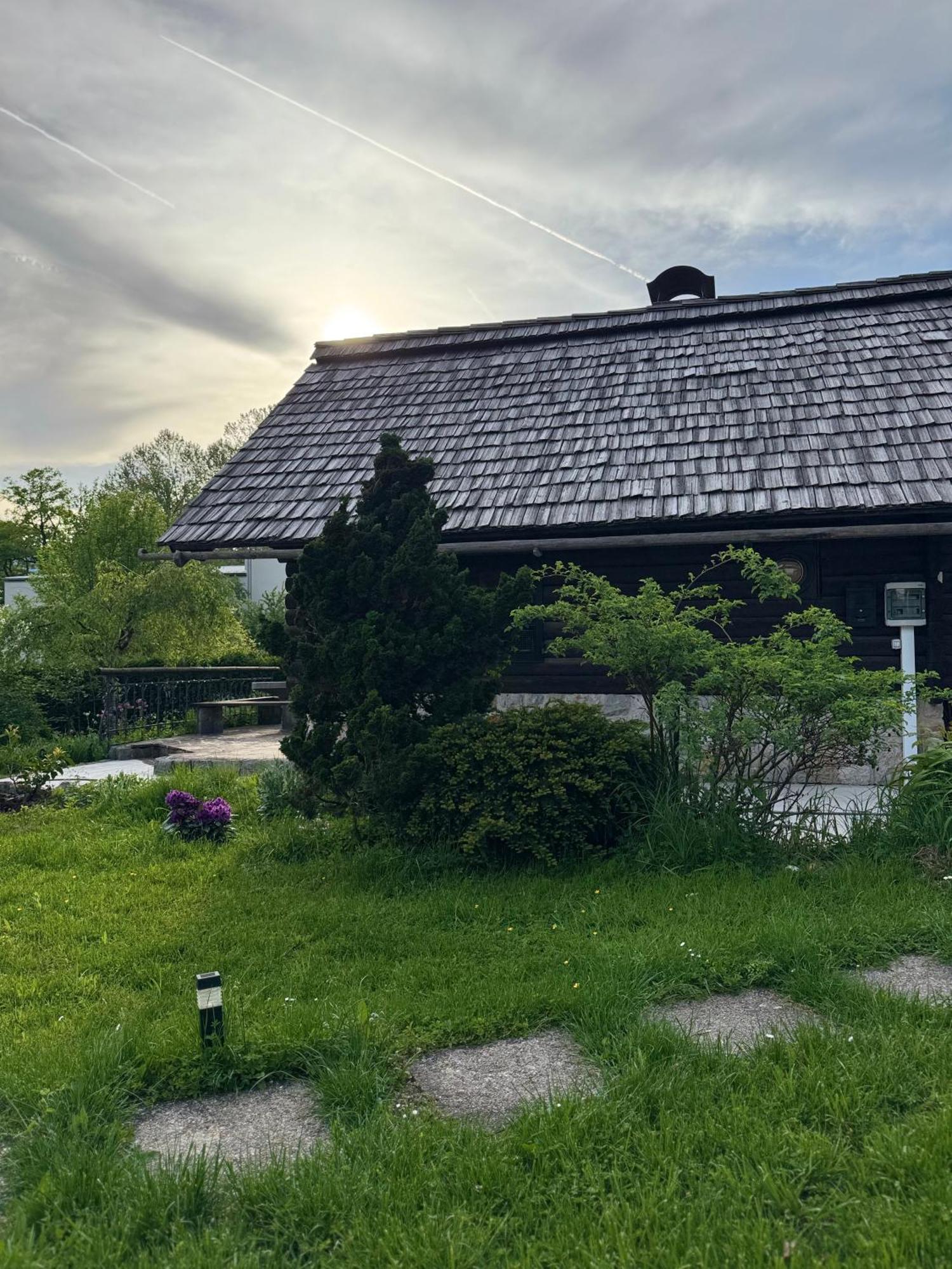 Alice Chalet Bled - Adults Only Екстер'єр фото